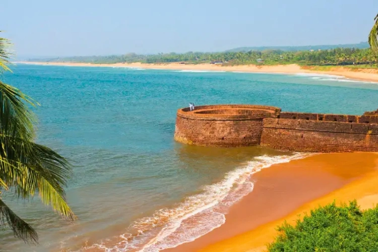 Candolim Beach