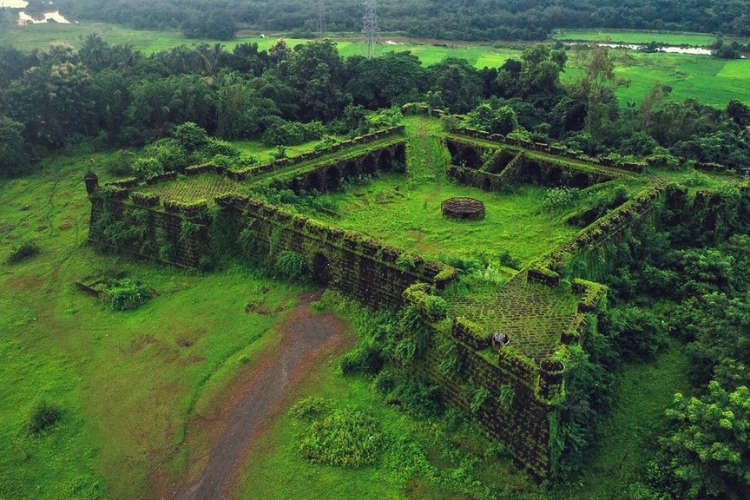 Corjuem Fort