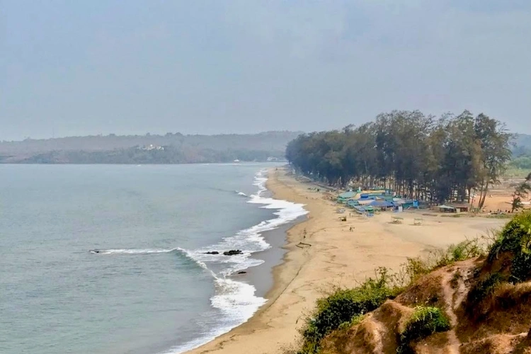 Keri Beach